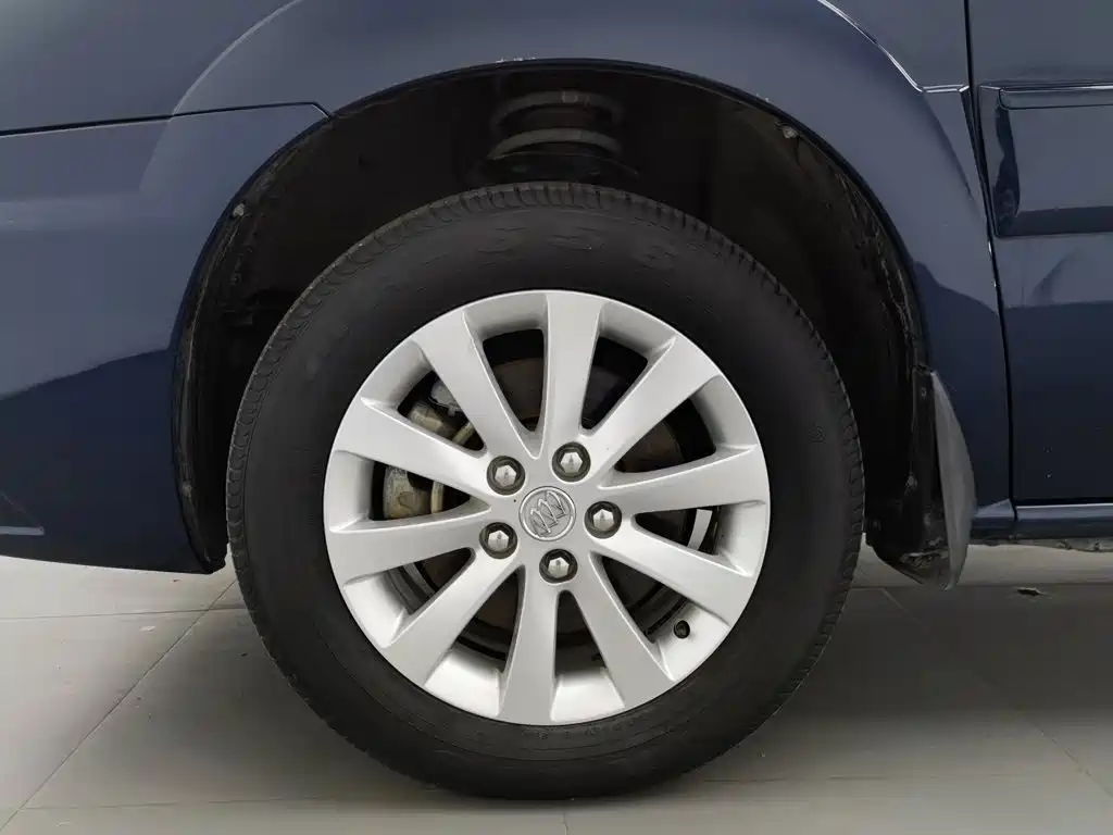Buick GL8 — миниатюра 17
