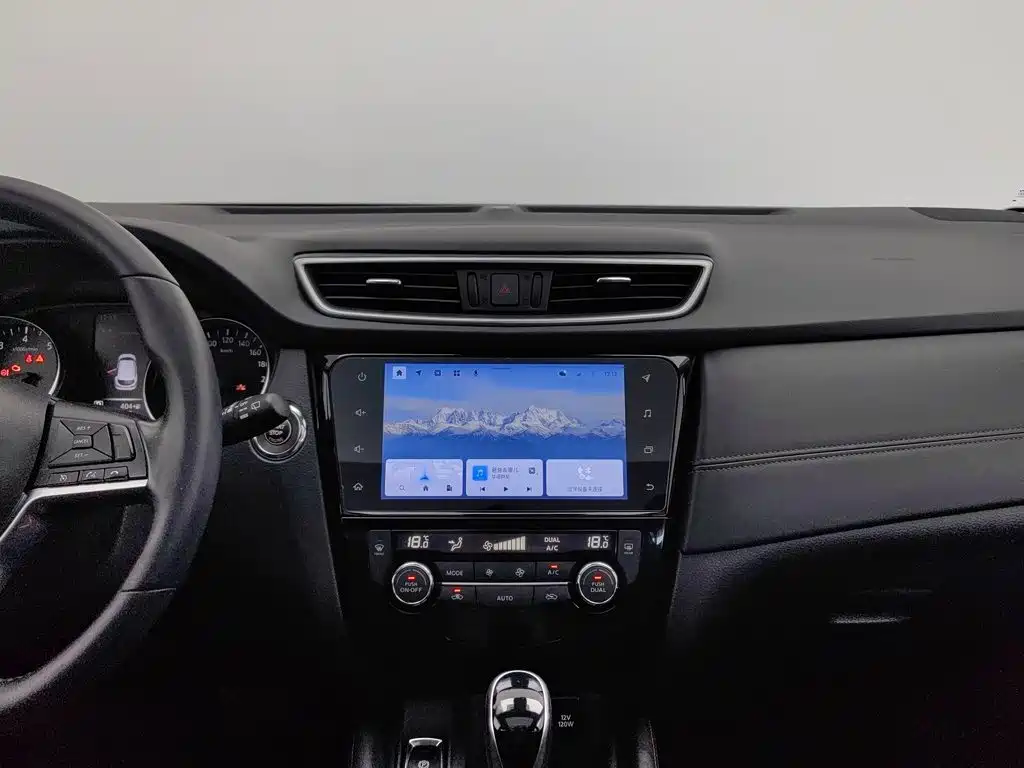 Nissan Qashqai — миниатюра 12