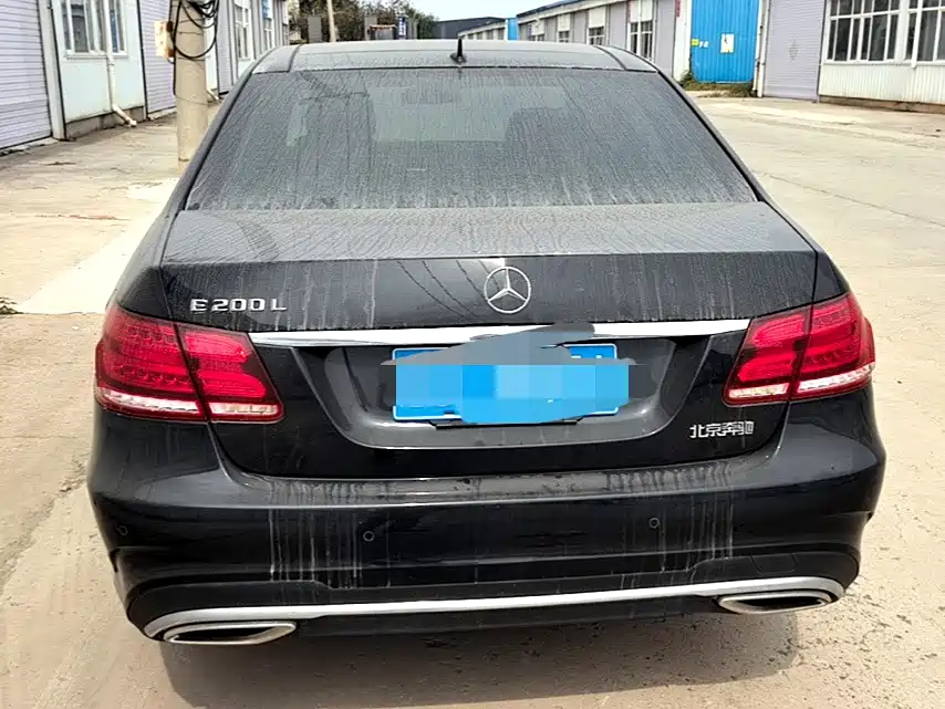 Mercedes-Benz E-Class — миниатюра 4