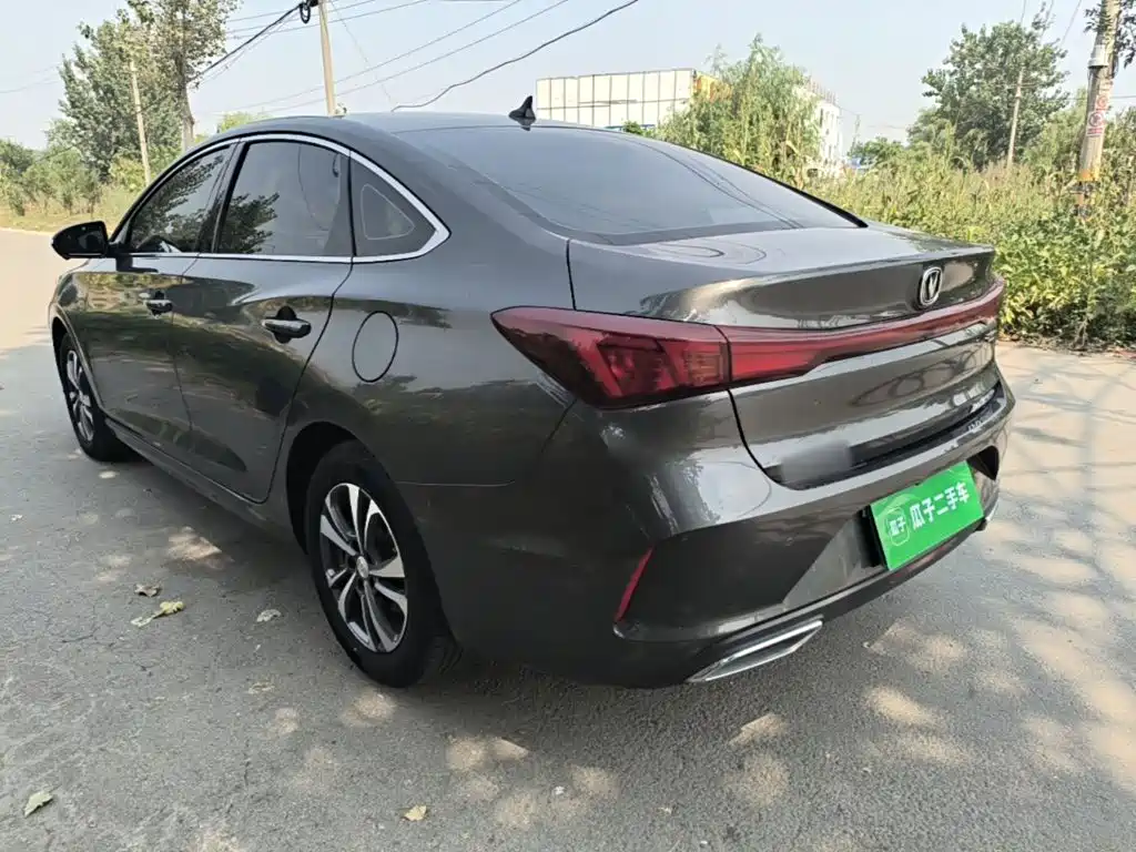 Changan Eado — миниатюра 5