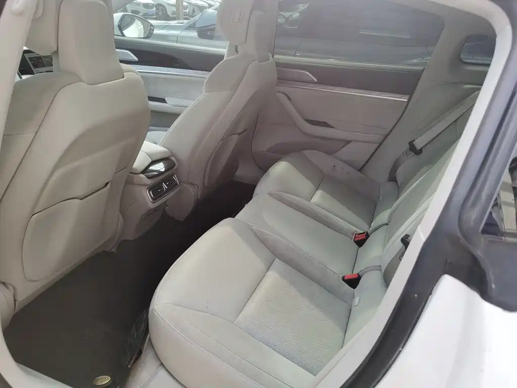 NEZHA AUTOMOBILE NEZHA S