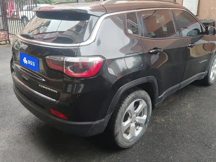 Jeep Compass — миниатюра 3