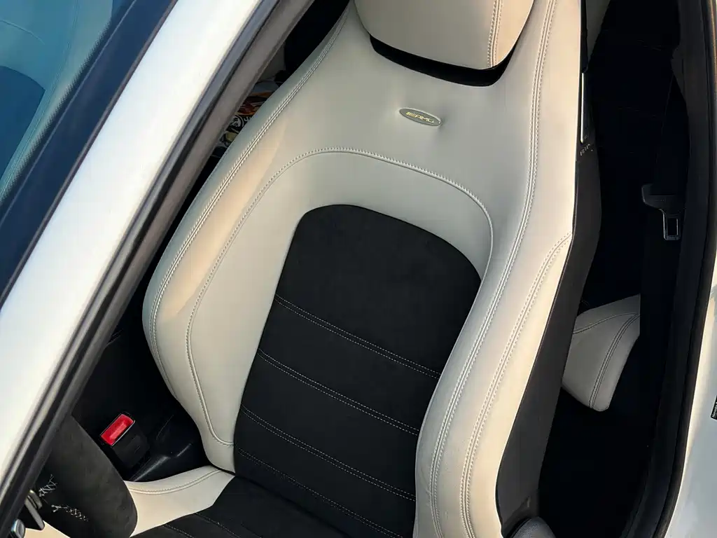 Mercedes-Benz C-Class AMG — миниатюра 6