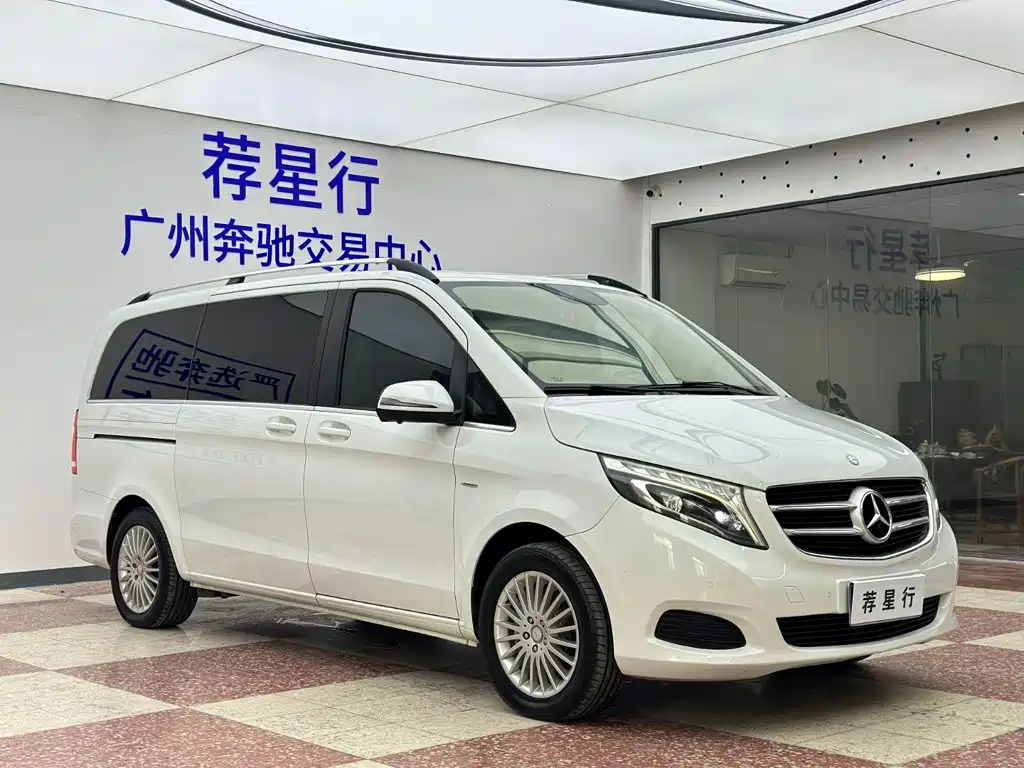 Mercedes-Benz V-Class (Import) — миниатюра 4