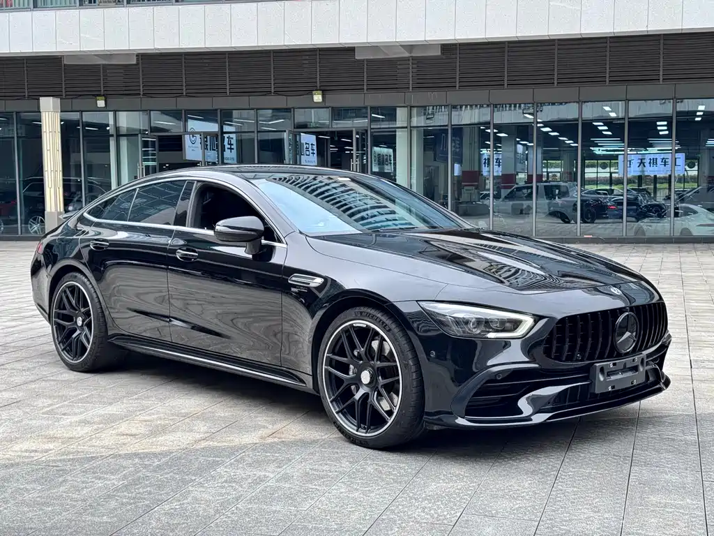 MERCEDES-BENZ AMG GT