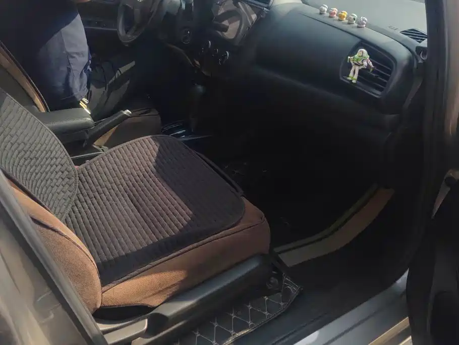 Honda Fit — миниатюра 8