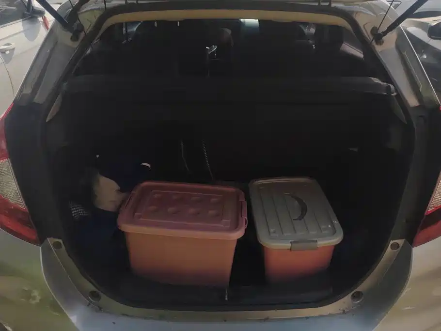 Honda Fit — миниатюра 4
