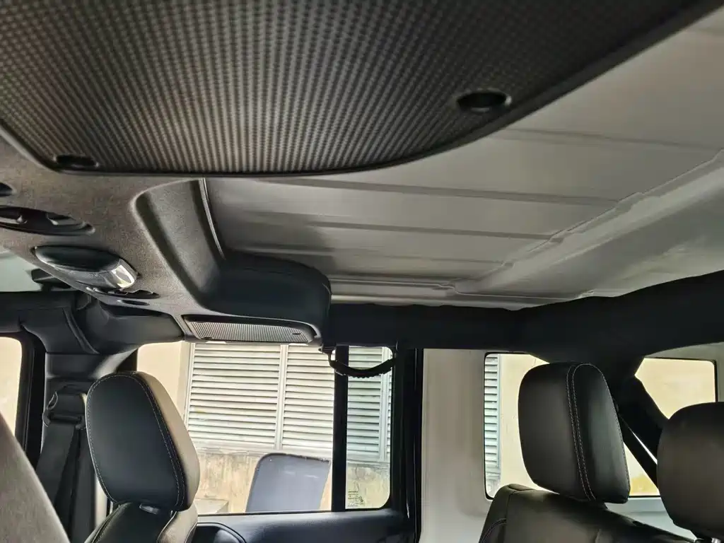 Jeep Wrangler — миниатюра 7