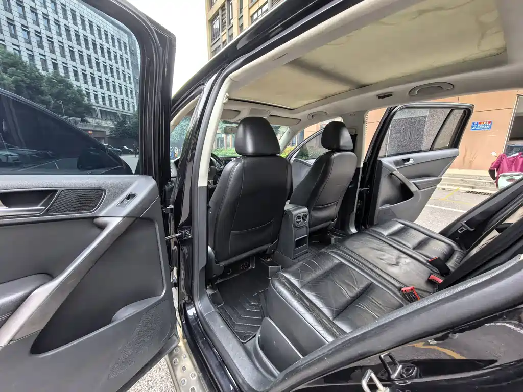 Volkswagen Tiguan — миниатюра 7