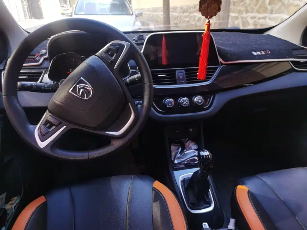 Baojun 310 — миниатюра 5
