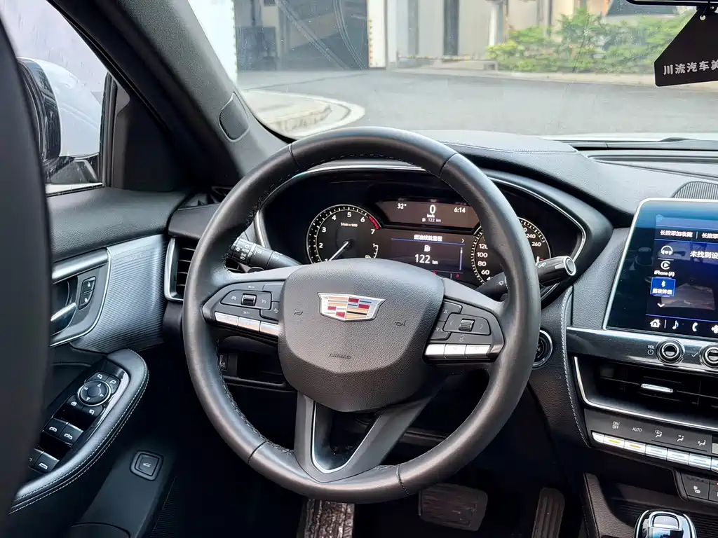 Cadillac CT5 28T Luxury Type, фото 9