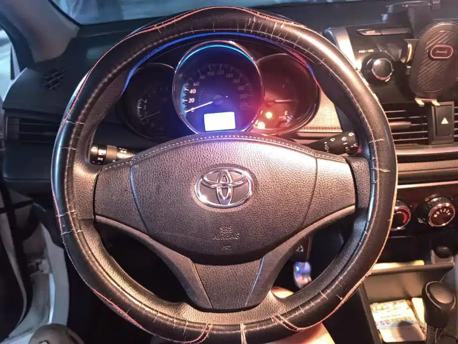 Toyota Yaris L — миниатюра 15