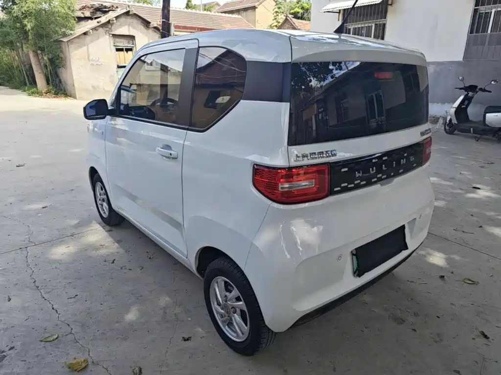 Wuling MINIEV — миниатюра 5