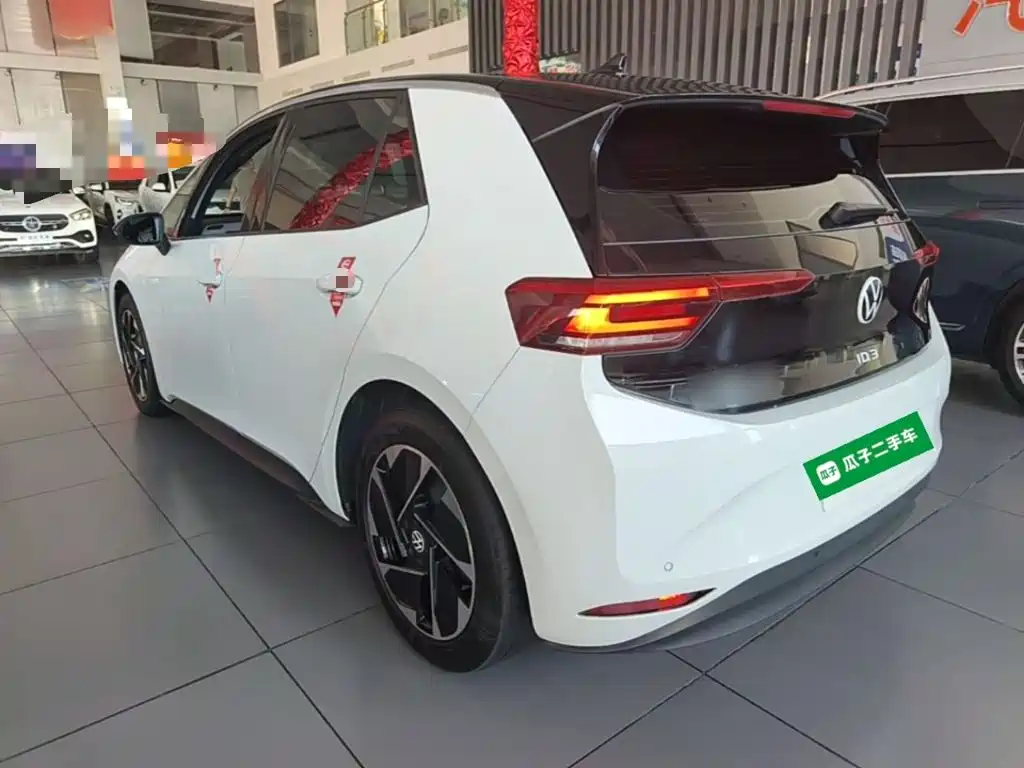 Volkswagen ID.3 — миниатюра 5
