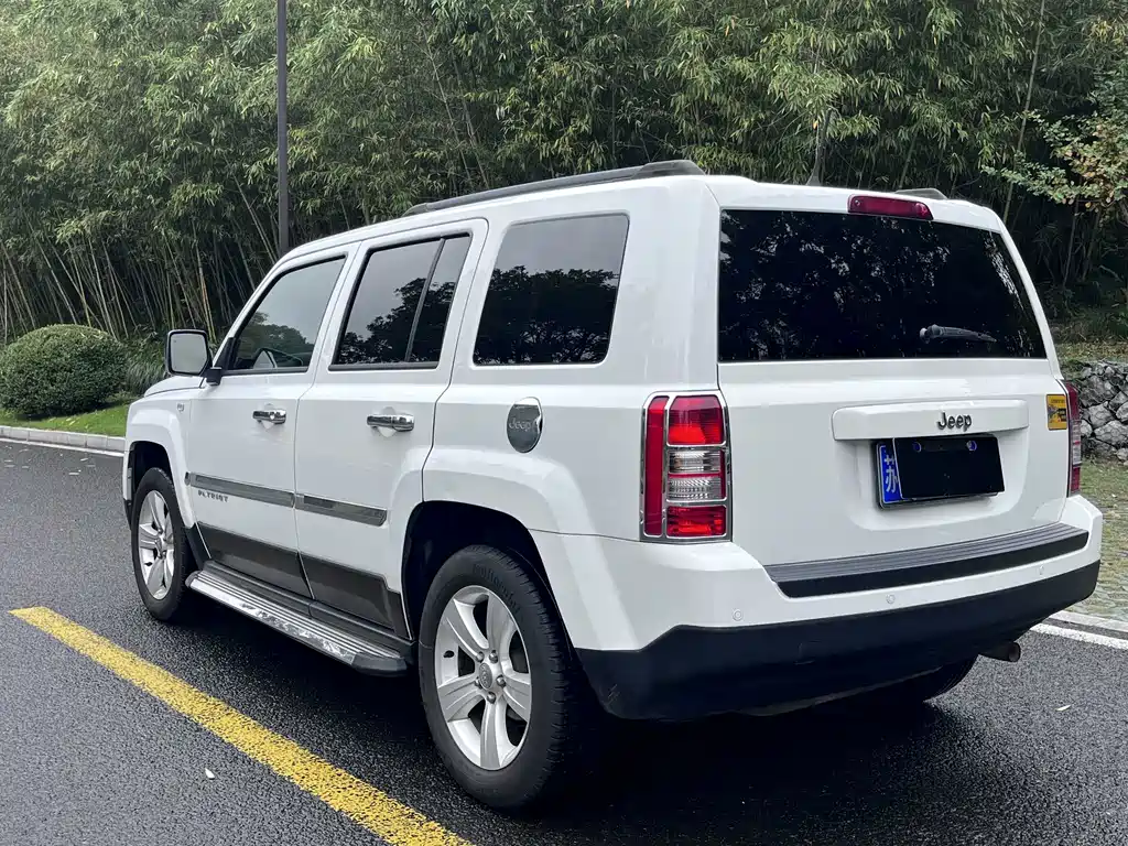 Jeep Patriot — миниатюра 6