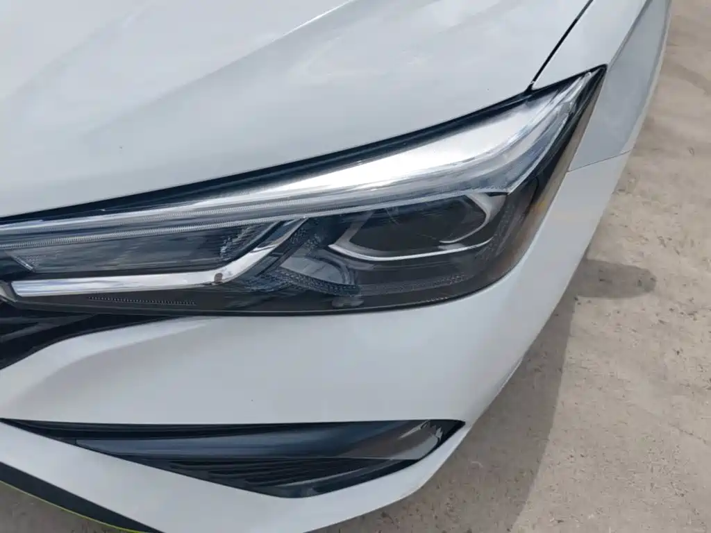 Roewe i5 — миниатюра 24