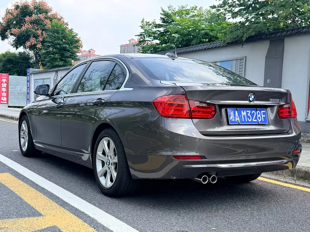 BMW 3 Series — миниатюра 4