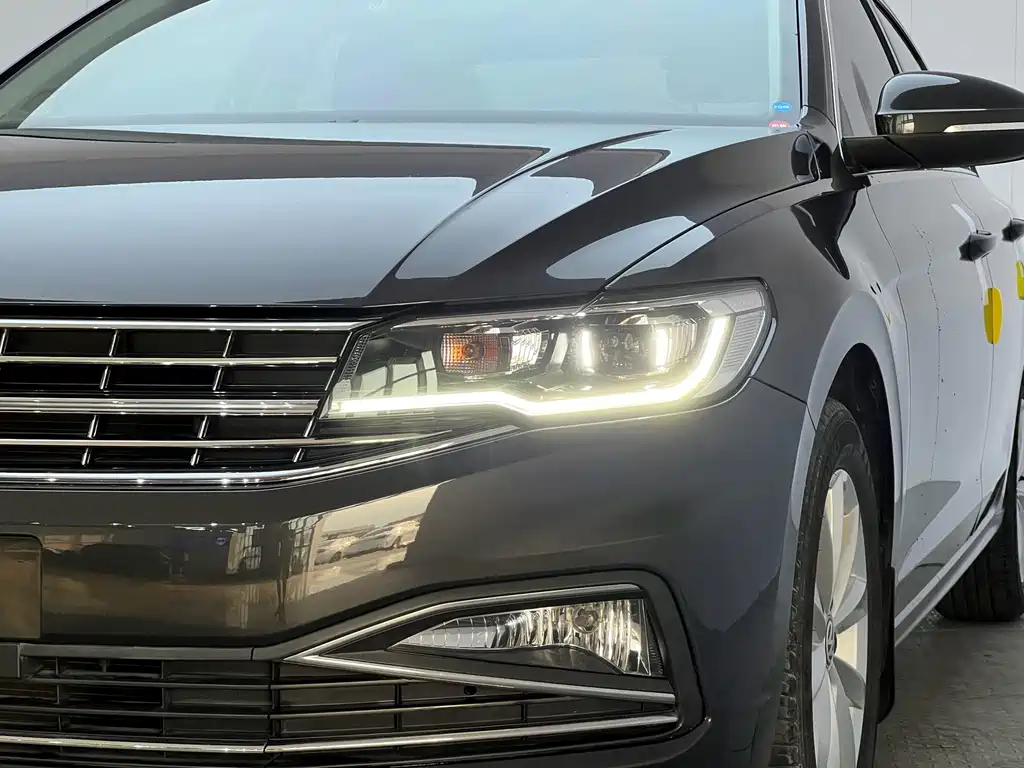 Volkswagen Bora — миниатюра 4
