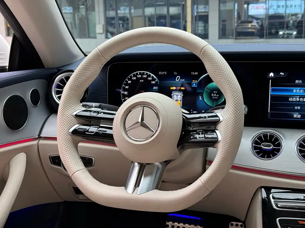 MERCEDES-BENZ E CLASS