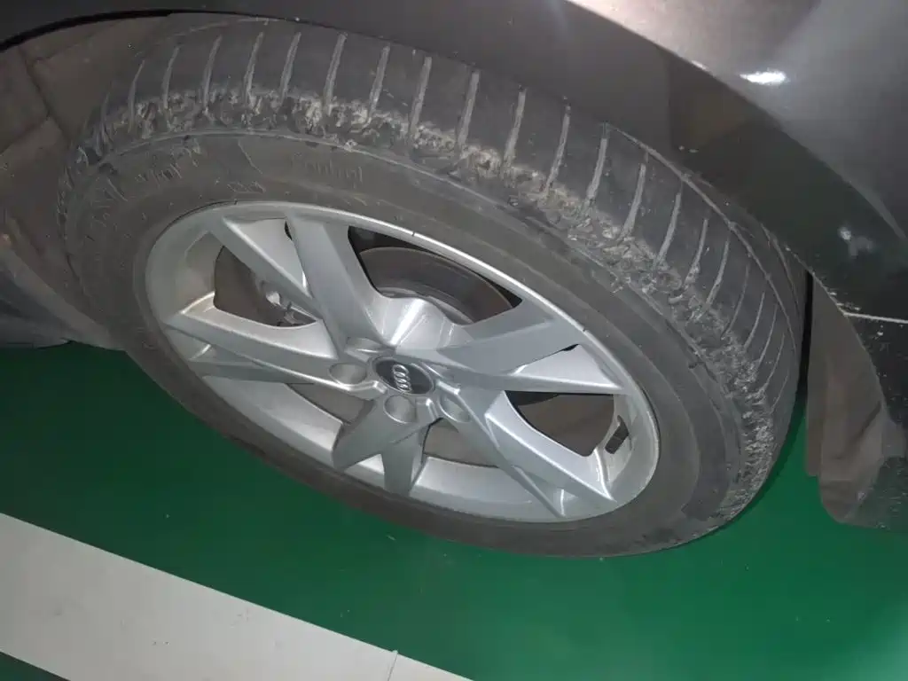 Audi A4L — миниатюра 8