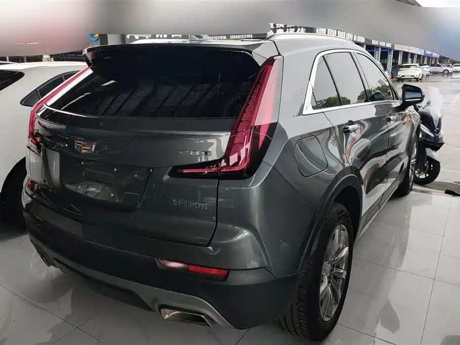 Cadillac XT4 2018 28T Lead