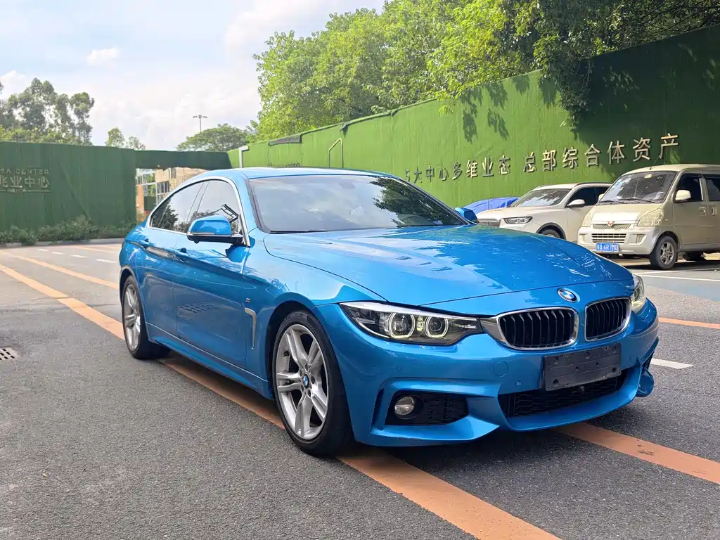 BMW 4 SERIES