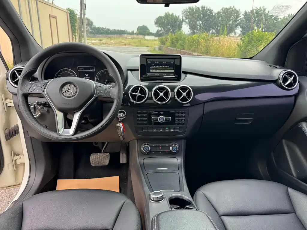 Mercedes-Benz B-Class — миниатюра 9