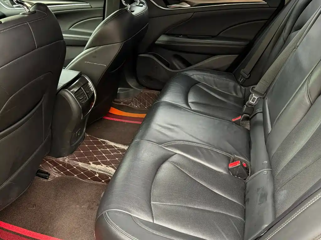 Buick LaCrosse — миниатюра 10