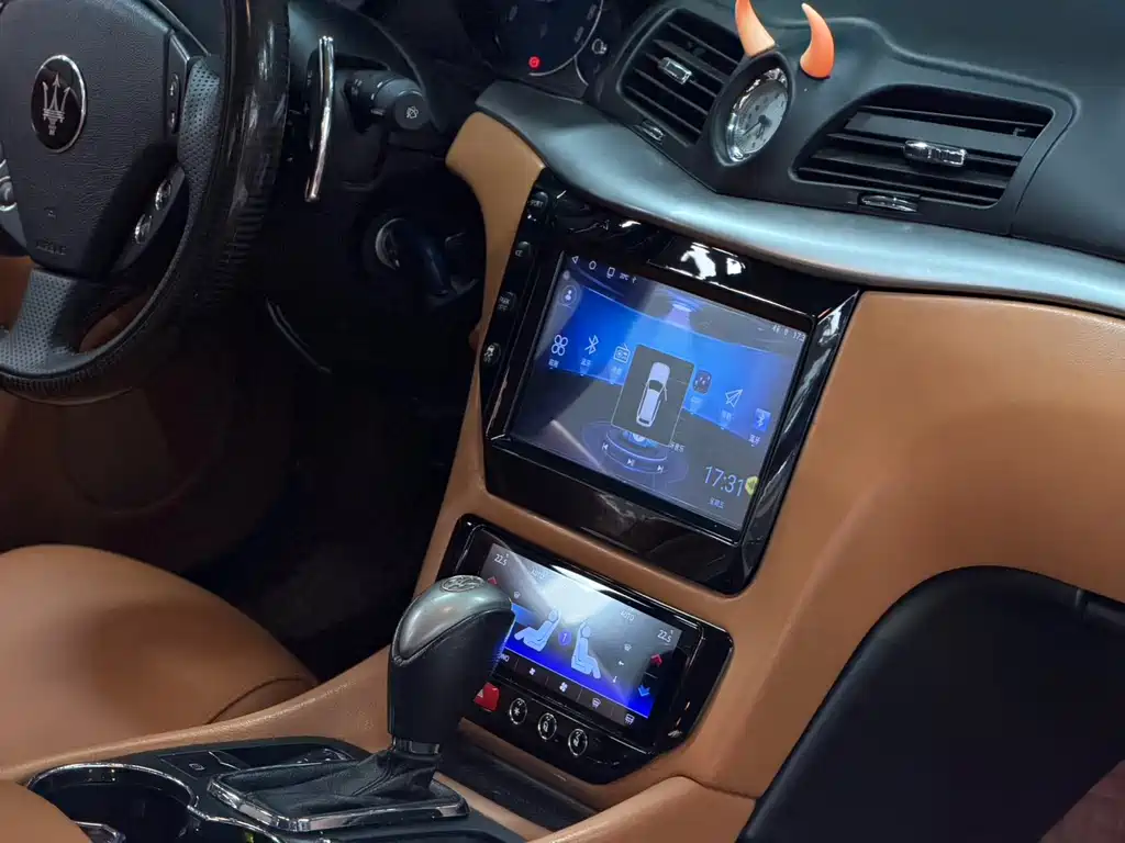 Maserati GranTurismo — миниатюра 11