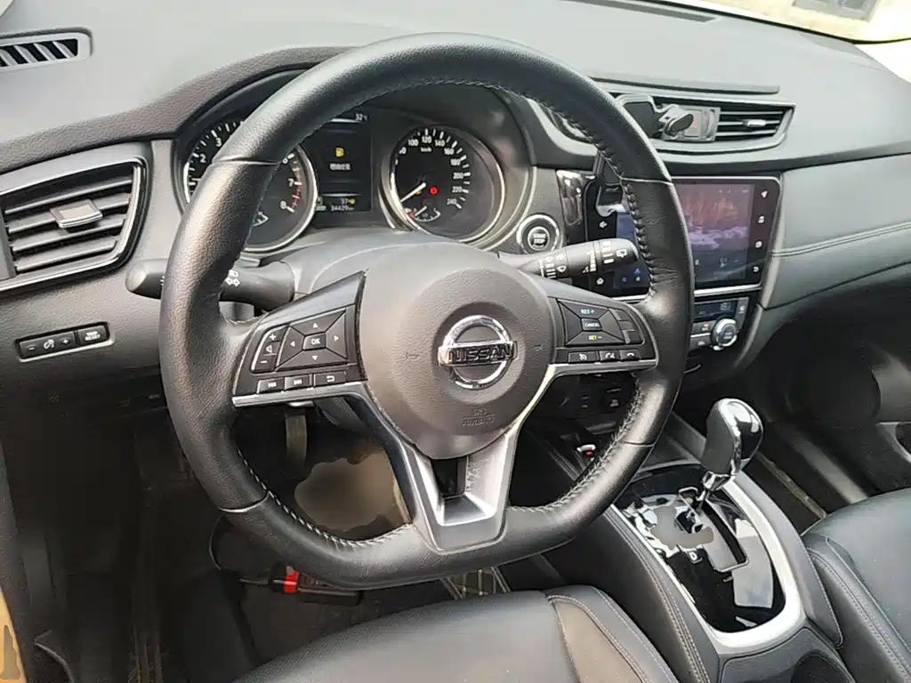 Nissan X-Trail — миниатюра 11