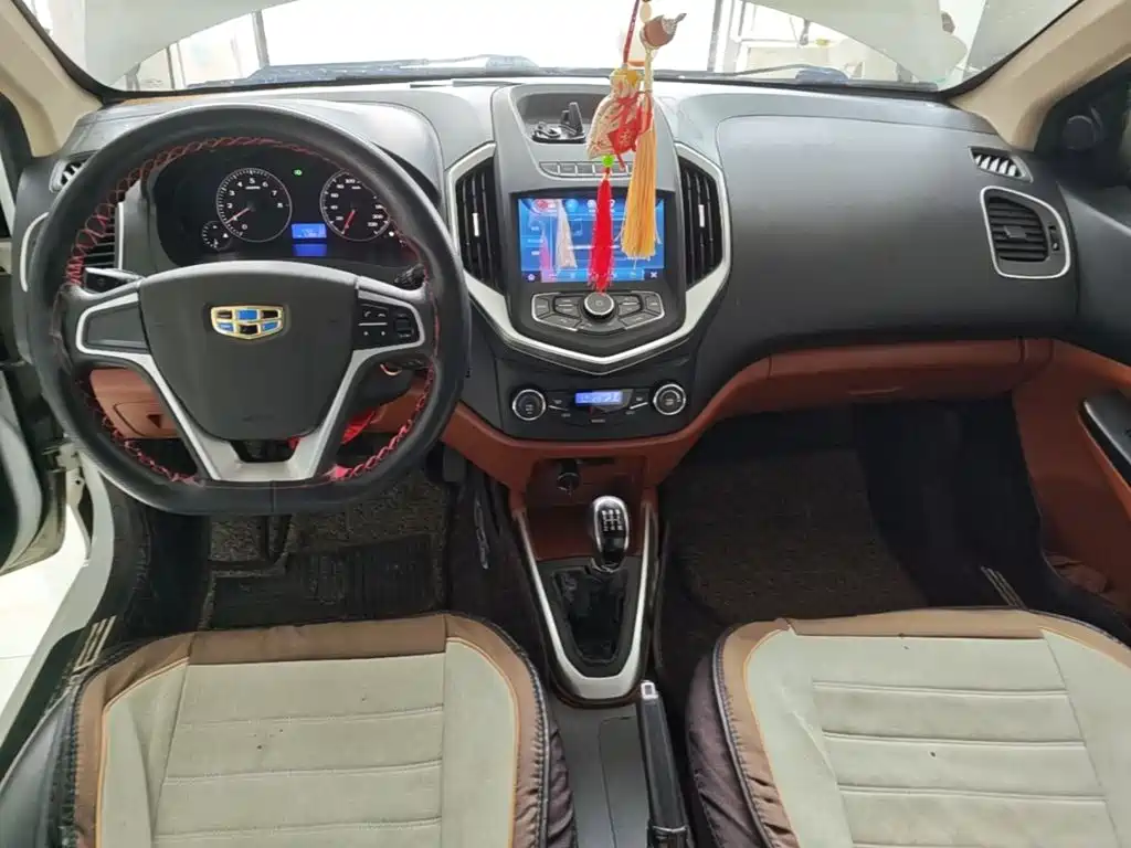 Geely King Kong — миниатюра 10