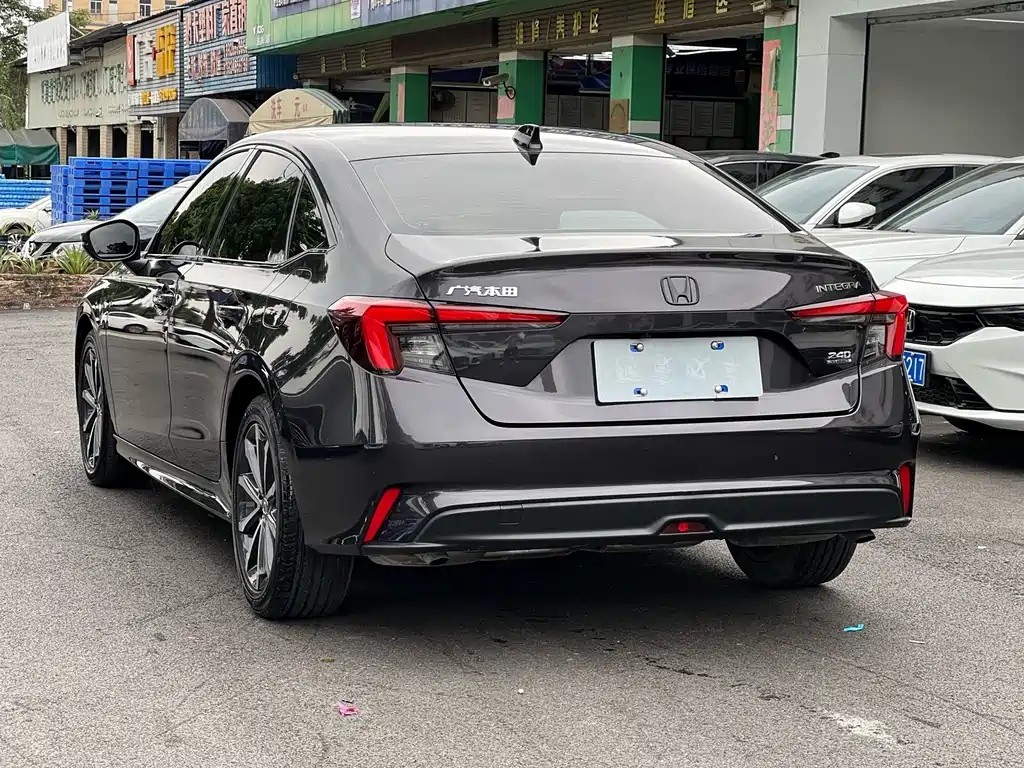 Honda Integra — миниатюра 7