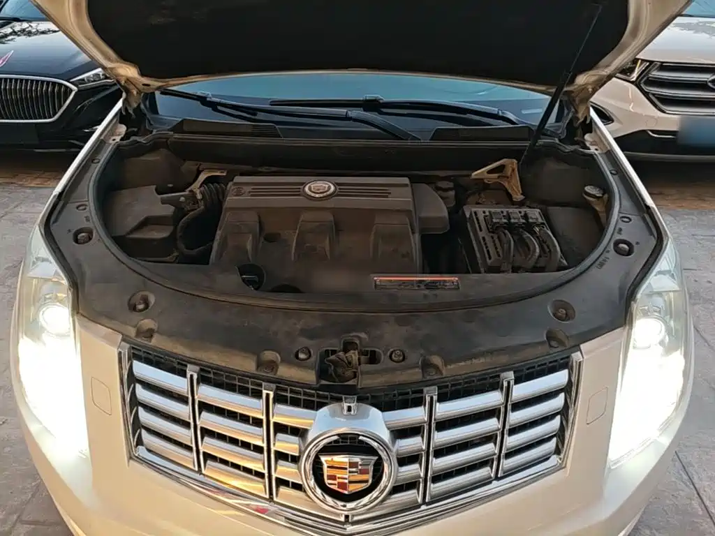 Cadillac SRX — миниатюра 20