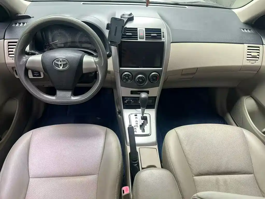 Toyota Corolla 2013 1.6L AT GL
