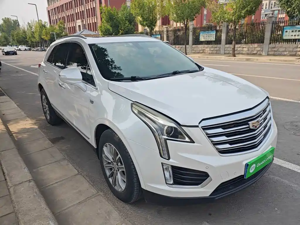 Cadillac XT5 — миниатюра 4