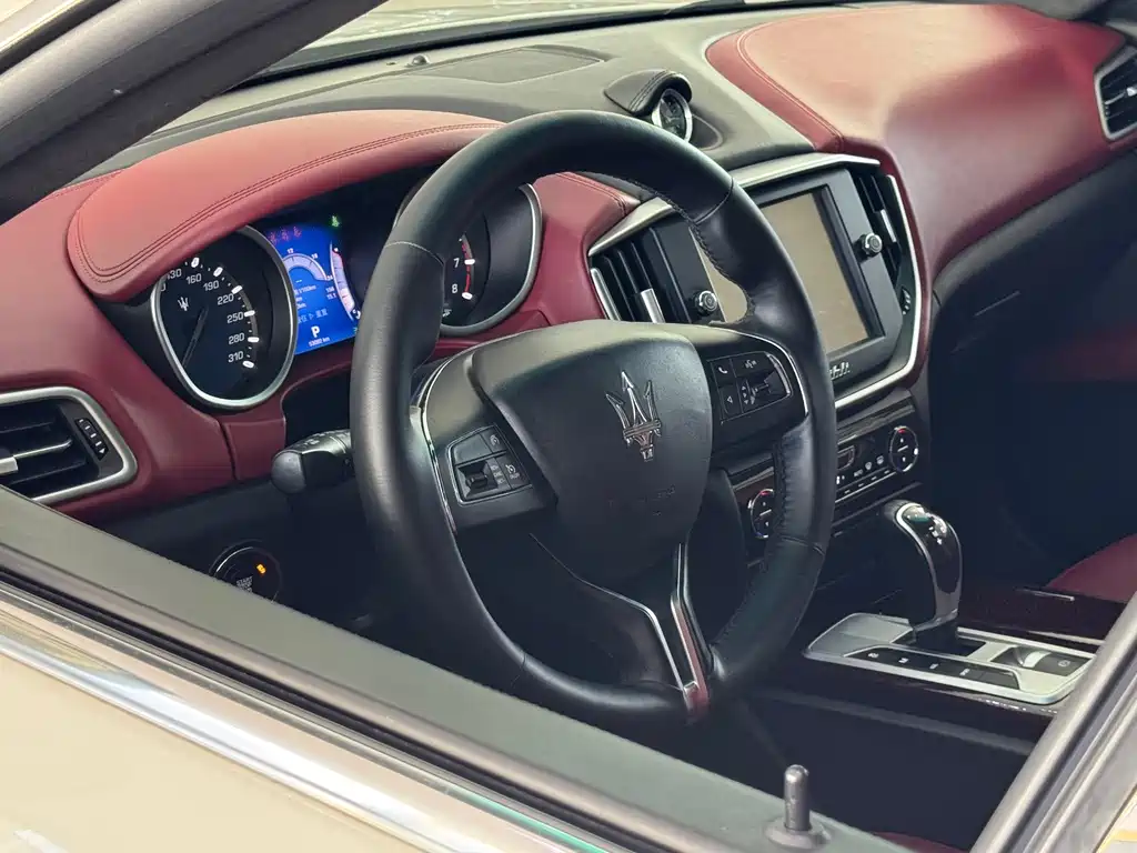 Maserati Ghibli — миниатюра 7