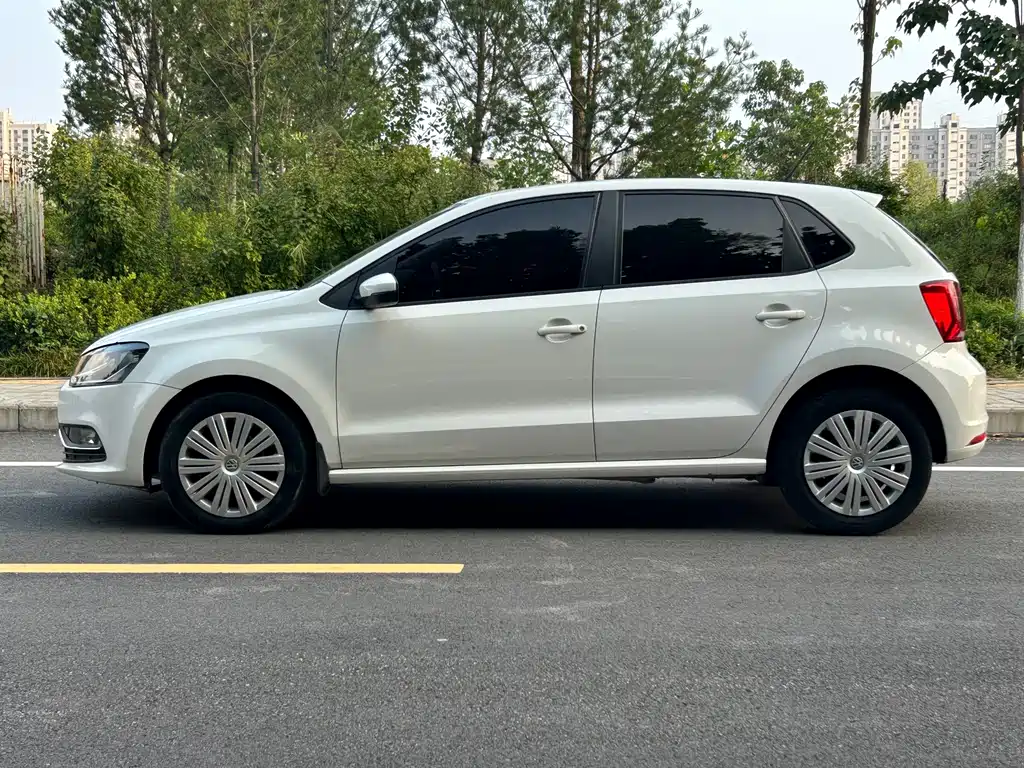 Volkswagen Polo — миниатюра 3