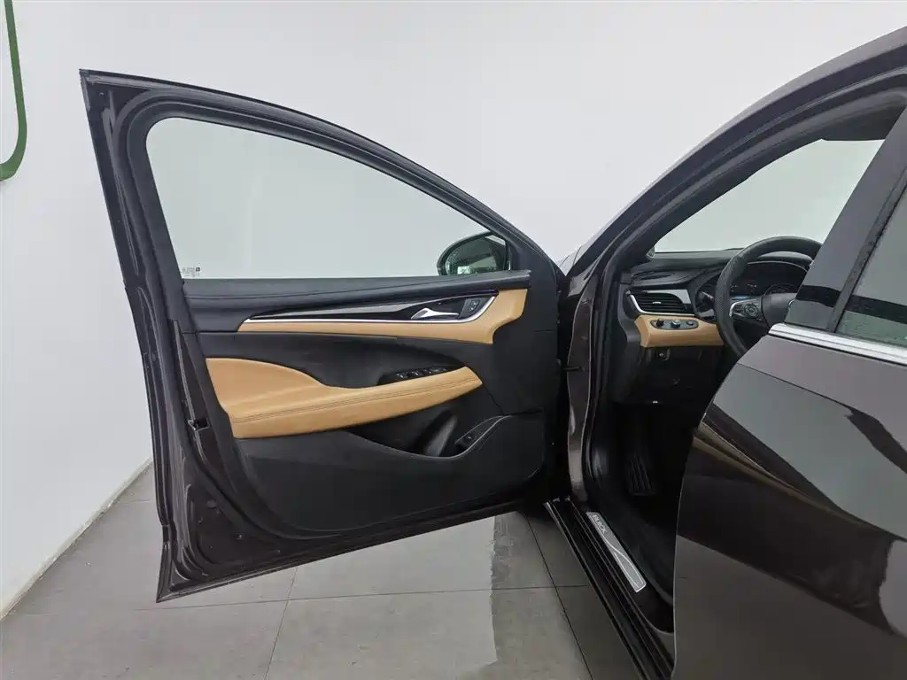 Buick LaCrosse 2016 28T Premium