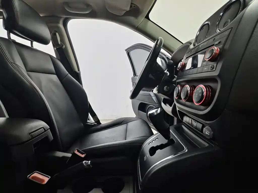 Jeep Compass (Import) — миниатюра 15