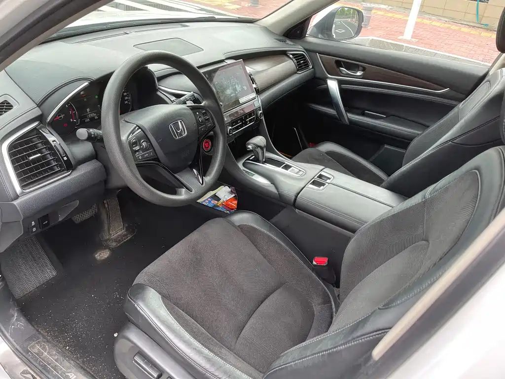 Honda Avancier — миниатюра 4