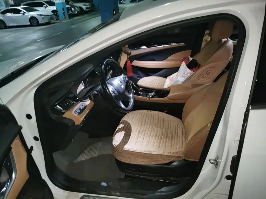 Buick LaCrosse — миниатюра 16