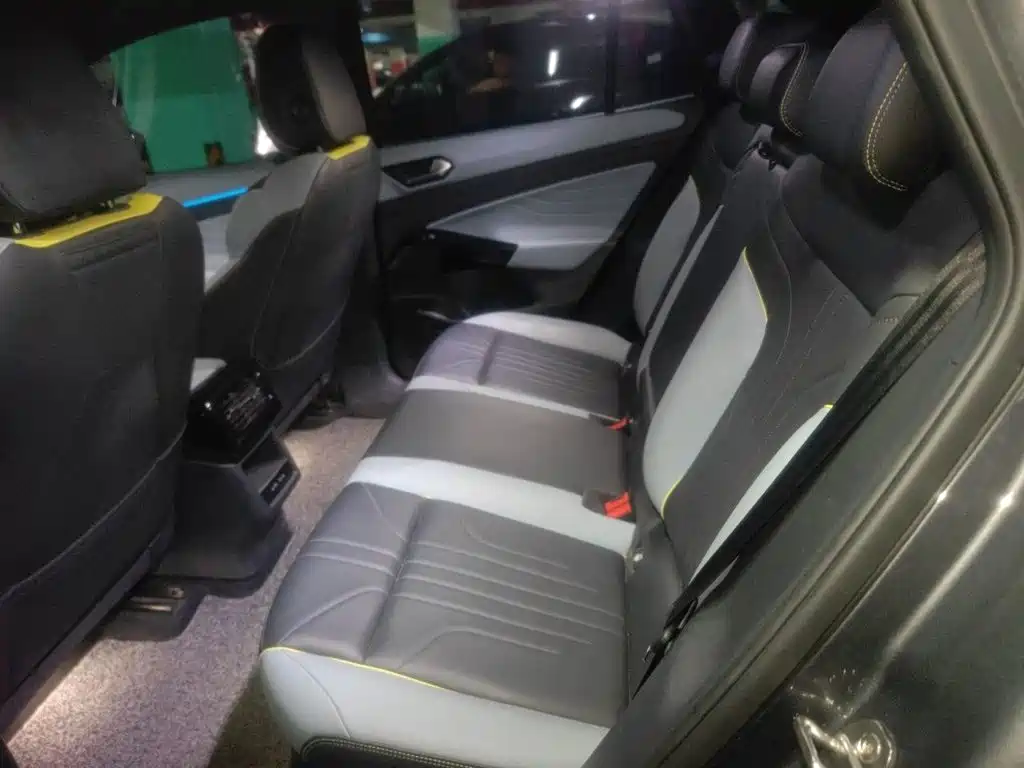 Volkswagen ID.4 X — миниатюра 18