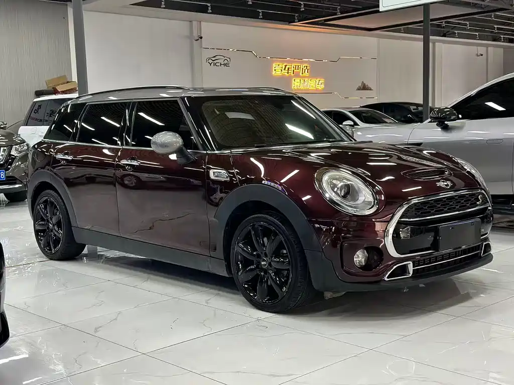 MINI  CLUBMAN