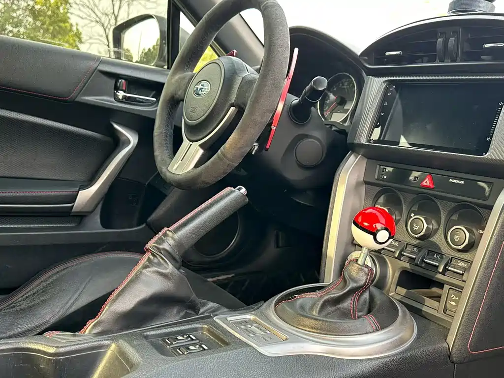 Subaru BRZ — миниатюра 6