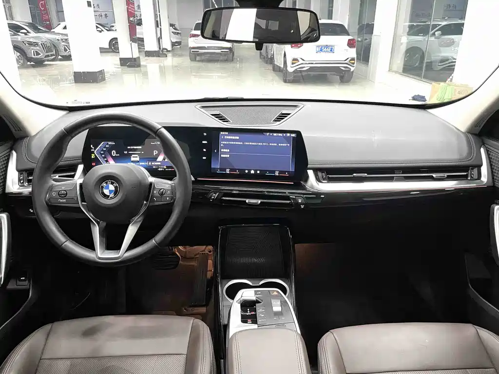 BMW X1 2023 sDrive20Li X