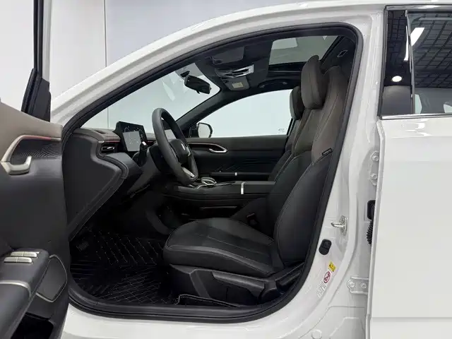 Changan Eado — миниатюра 7