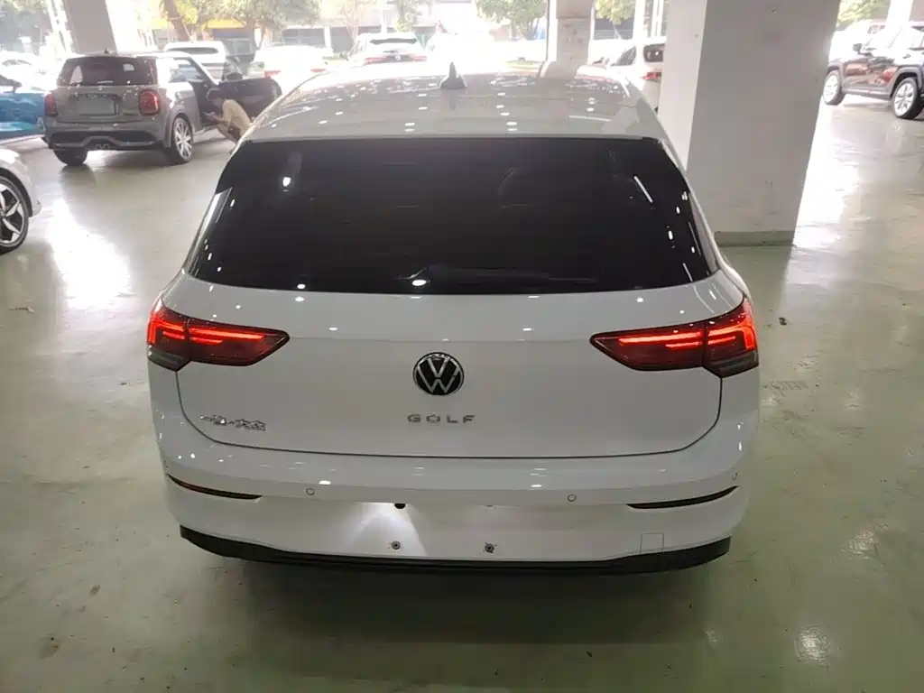 Volkswagen Golf — миниатюра 6