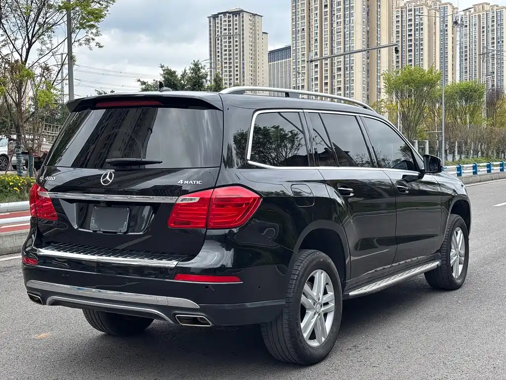 Mercedes-Benz GL-Class — миниатюра 7