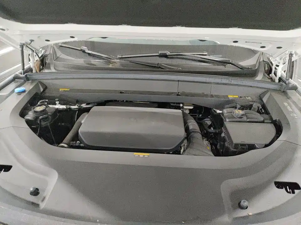 Li Auto Li L9 — миниатюра 9