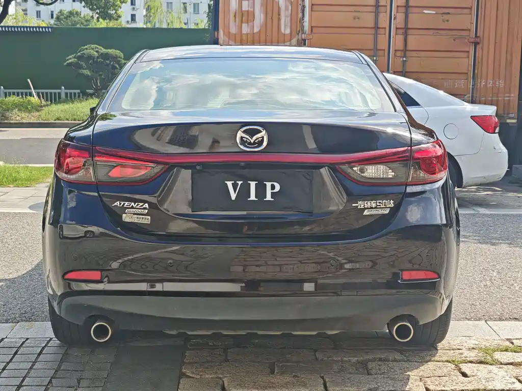 Mazda Atenza — миниатюра 5